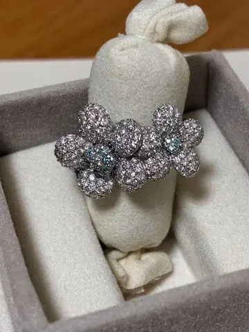 폰테베키오 다이아몬드 플라워 반지