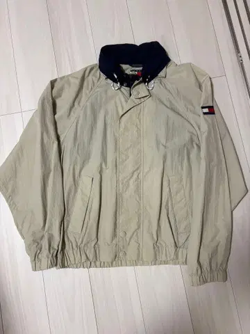 타미힐피거 블루종 자켓 베이지