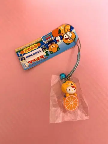 헬로키티 고토치키티 끈 장식 에히메 미컈앙 콜라보 후르츠키티