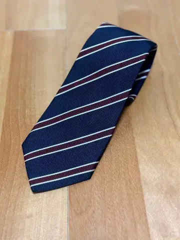 Maker's Shirt 카마쿠라 넥타이 와인 레드 & 네이비 스트라이프