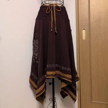 OZZONEST 버건디 비대칭 스커트