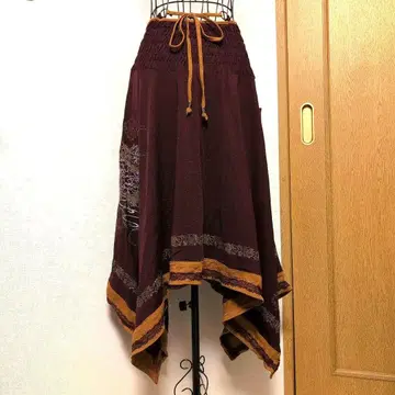 OZZONEST 버건디 비대칭 스커트