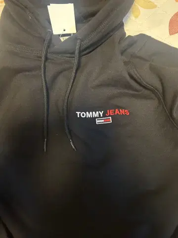 TOMMY JEANS 블랙 후드티