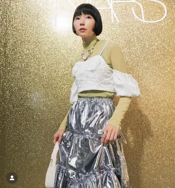 poppy 플라워 오프숄더 뷔스티에