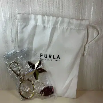 미사용 새상품 FURLA 별 모양 참 골드 스타 별