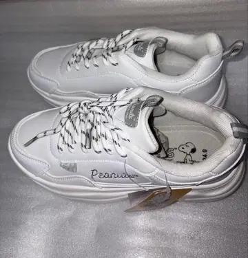 스누피 SNOOPY 피넛 통굽 스니커즈