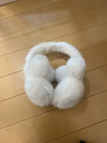 디즈니 귀도리 화이트