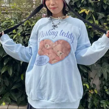 캔디스트리퍼 DARLING TEDDY 맨투맨 스카이블루