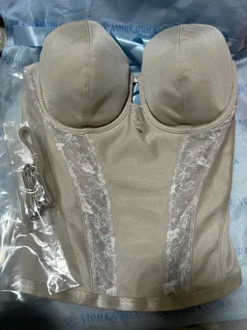 Yumi Katsura 베이지 브라이덜 이너 E70