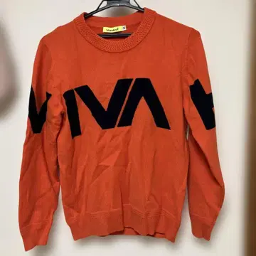 [ VIVA HEART ] 스웨터