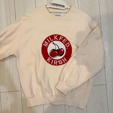 [ 새상품급 ] KIRSH MILKFED 체리 로고 트레이닝복 사이즈 1