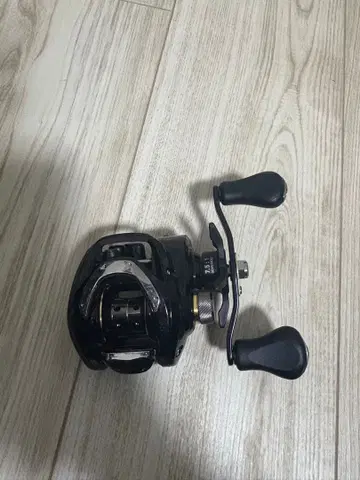 다이와 베이트 낚시릴 [ 버스 X 80SH ]