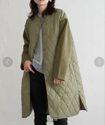 [ ikka ] 절개 퀼팅 경량 롱 코트 L 사이즈 카키