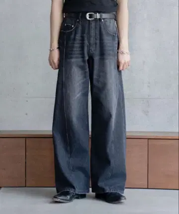 sinss Switching over denim 스위칭 오버 데님