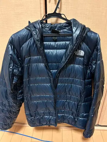 THE NORTH FACE 네이비 다운 자켓