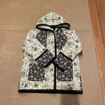 KBF 퀼팅 코트 꽃무늬 빈티지풍