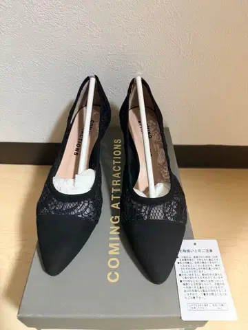 COMING ATTRACTIONS 천연 가죽 레이스 스틸레토 펌프스