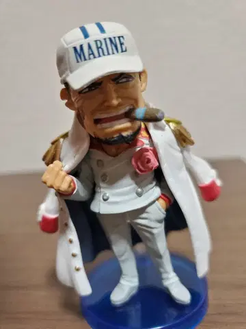 원피스 월드 콜렉터블 해군 1 사카즈키 개봉품 최저가