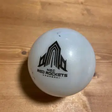 NEC 레드 로케츠 이토 선수, 누와카롤 선수 사인볼