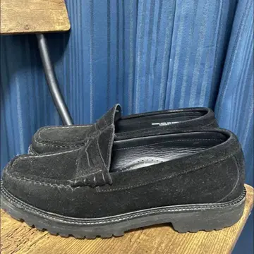 블랙 스웨이드 로퍼 G.H. 바스 x 쉽스