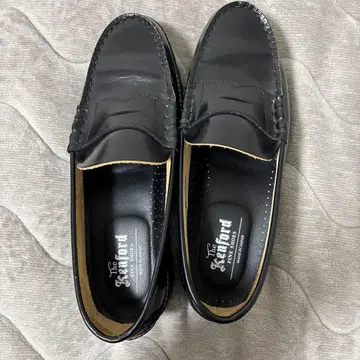 Kensington 블랙 로퍼