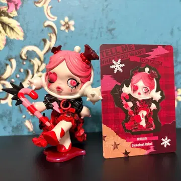 POPMART SKULLPANDA 스컬팬더 Sweetest Rebel