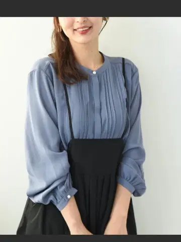 택 포함 새상품. 인터플래닛 프론트 턱 블라우스