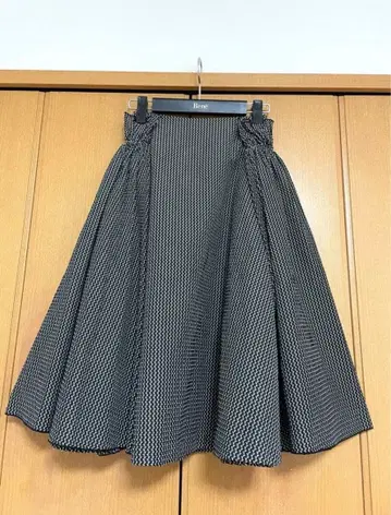 폭시 아디암 스커트