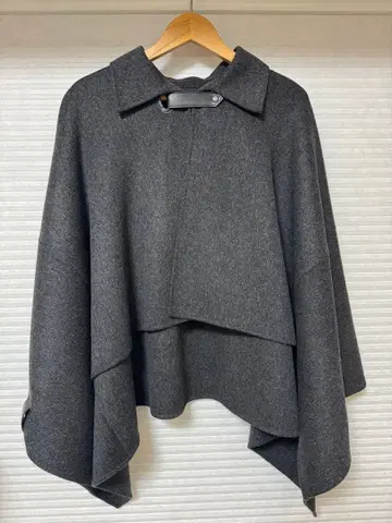 COS 다크 그레이 케이프 스타일 자켓