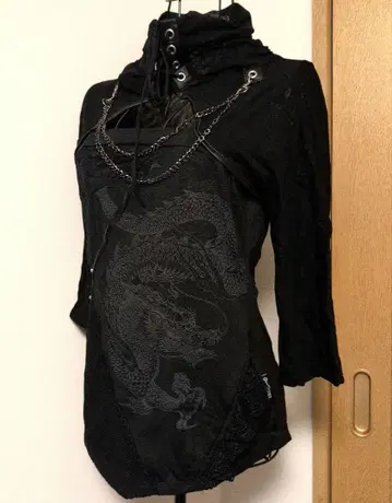 OZZCROCE 드래곤 자수 시스루 셔츠