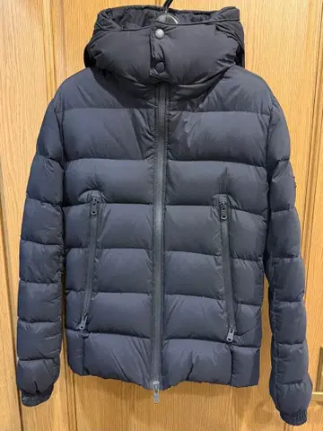 타트라스 볼보레 MTA18A4369 다운 자켓