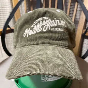 마운트 레이니어 제퍼 캡.