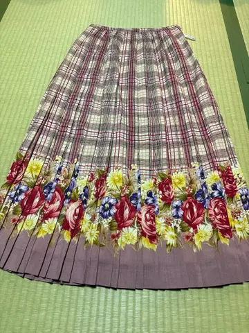 잉게보그 플레어 롱 스커트 체크 무늬 꽃무늬