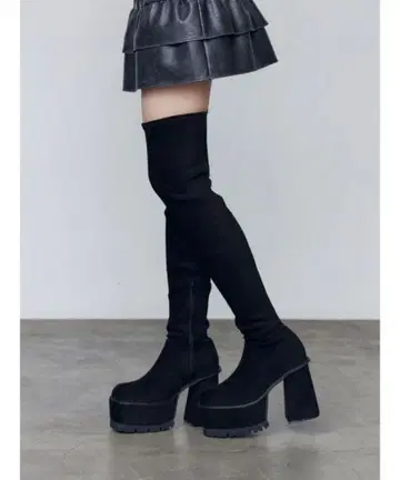 EMODA 스퀘어 핏 롱 부츠