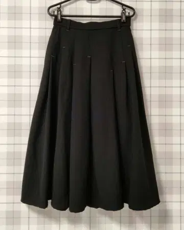 andhue/안듀 랜덤 플리츠 롱 스커트 블랙/센소유니코