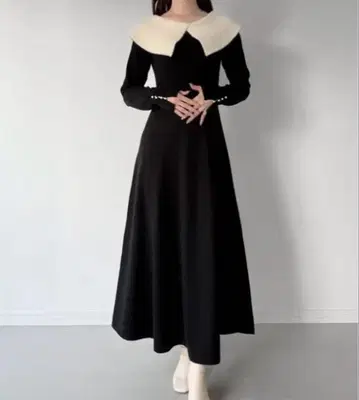 미피아르 클래시컬 컬러 플레어 니트 원피스