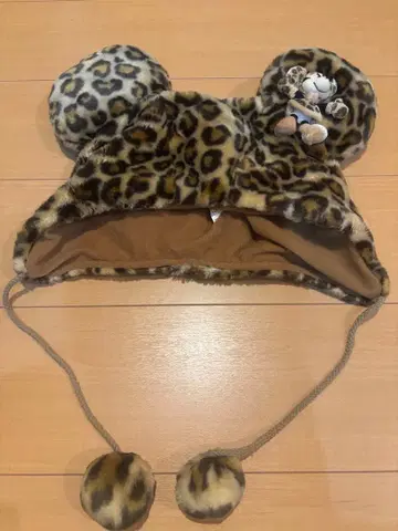 디즈니 팬캡 레오파드 무늬