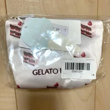 미개봉 새상품 젤라또피케 숏 케이크 패턴 포켓 티슈 수납 파우치