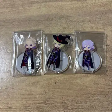 트위스테 아크릴 스탠드 스케어리 드레스 폼피오레