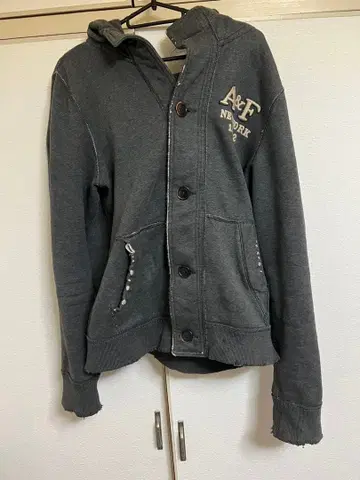 판매 종료 임박 Abercrombie & Fitch 그레이 후드티 L