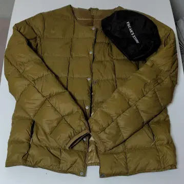 TAION 프릭스스토어 올리브 다운 자켓 수납 봉투 포함