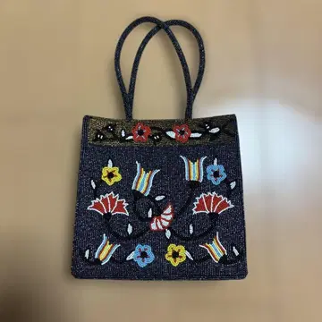 비즈 자수 꽃무늬 핸드백 태국산