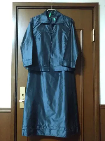 새상품급 K. T 원피스 & 자켓 세트