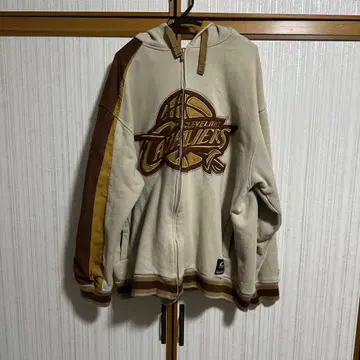 Cleveland Cavaliers 후드 부착 후드티