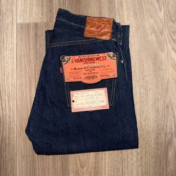 THE VANISHING WEST Lot 601 XX 30 x 32