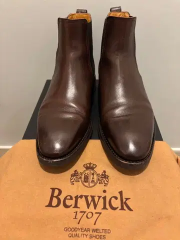 Berwick 376LAVIDB 다크 브라운 UK 7 26cm