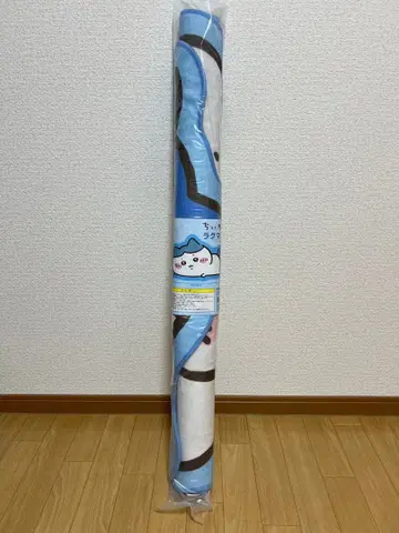 치이카와 (먼작귀) 러그 매트 네소베리~ 하치와레