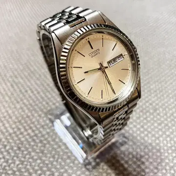 [ 작동품 ] CITIZEN 쿼츠 손목시계 실버