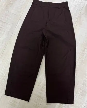 UNIQLO 저지 배럴 레그 팬츠