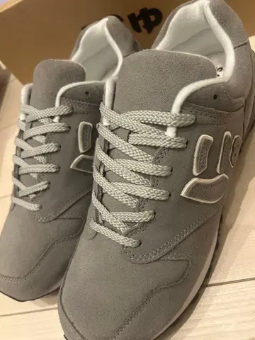 SANGACIO 뉴 가챠 그레이 스웨이드 스니커즈 27.5